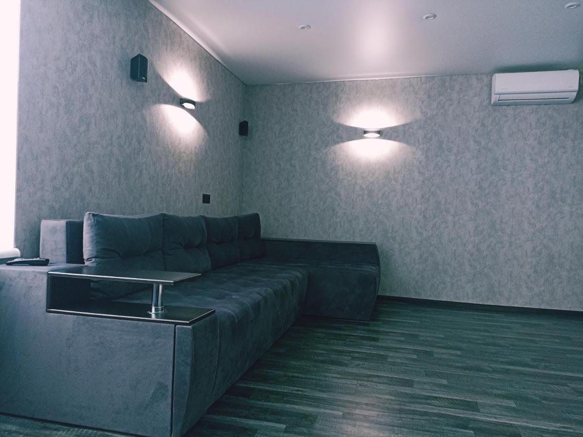 Apartments In The City Centr, Big Tv, Ps4 Kharkiv Exterior photo